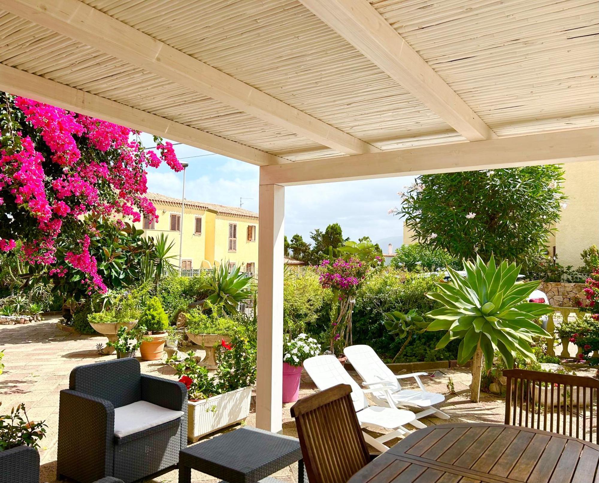 Villa Bouganville Valledoria  Exterior photo